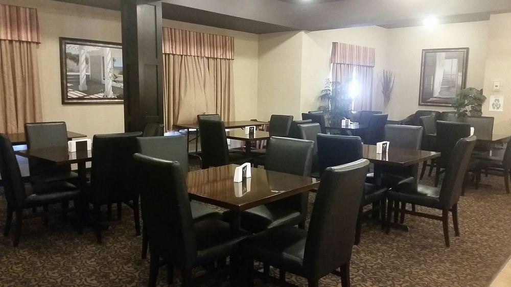 Comfort Inn & Suites Sylvan Lake Exterior foto