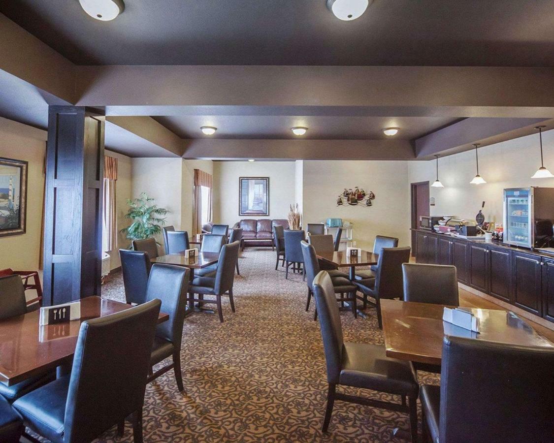Comfort Inn & Suites Sylvan Lake Exterior foto