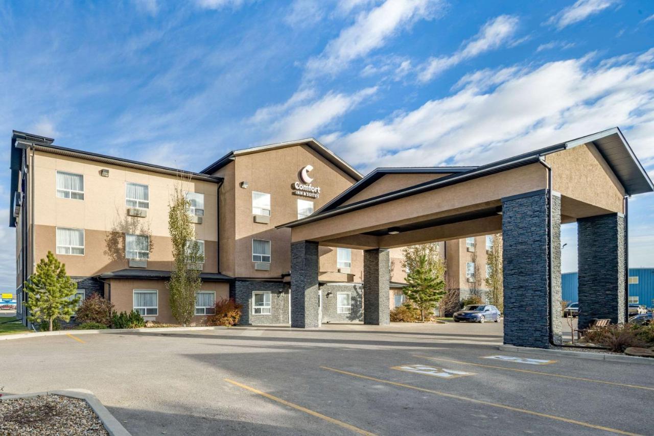 Comfort Inn & Suites Sylvan Lake Exterior foto