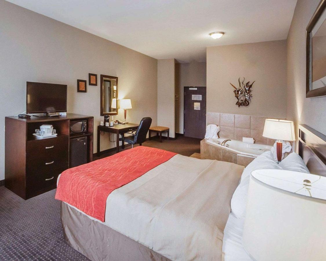 Comfort Inn & Suites Sylvan Lake Exterior foto